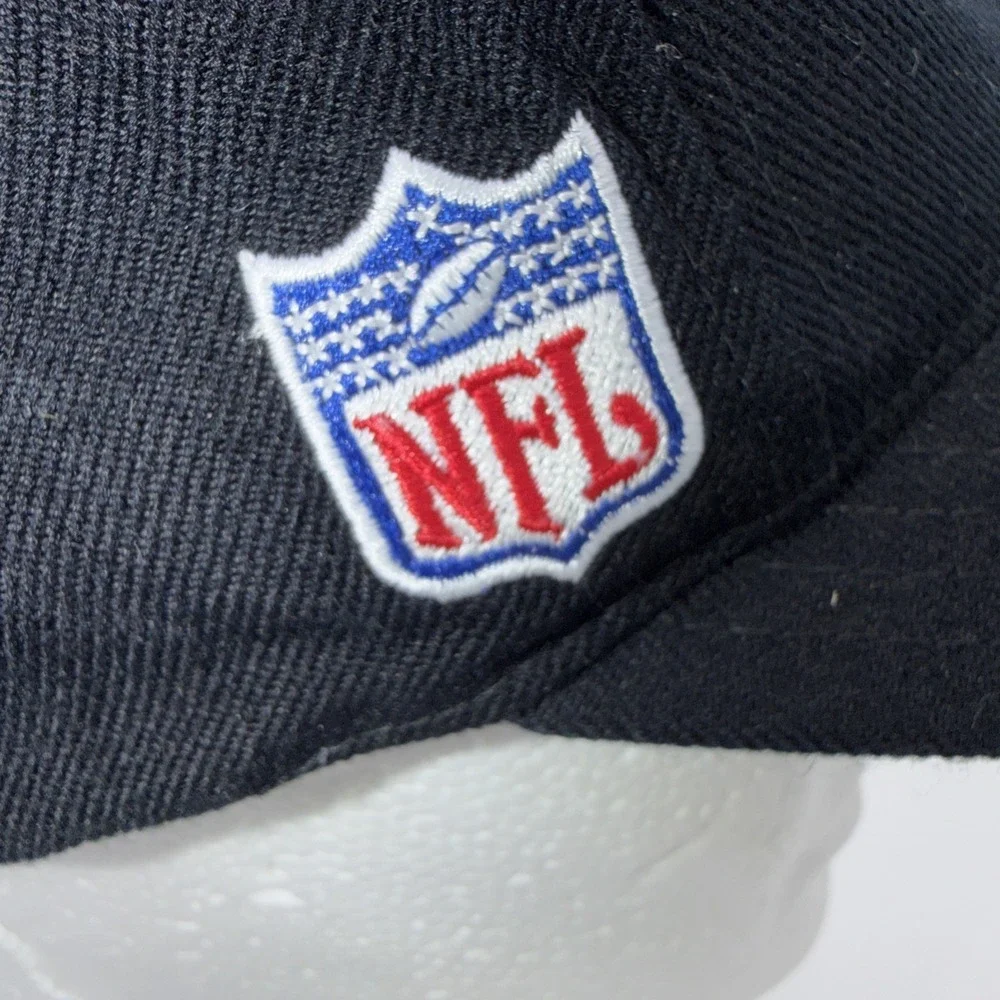 Tampa Bay Buccaneers NFL Reebok Team Apparel Black Adjustable Hat‎ Cap On Field